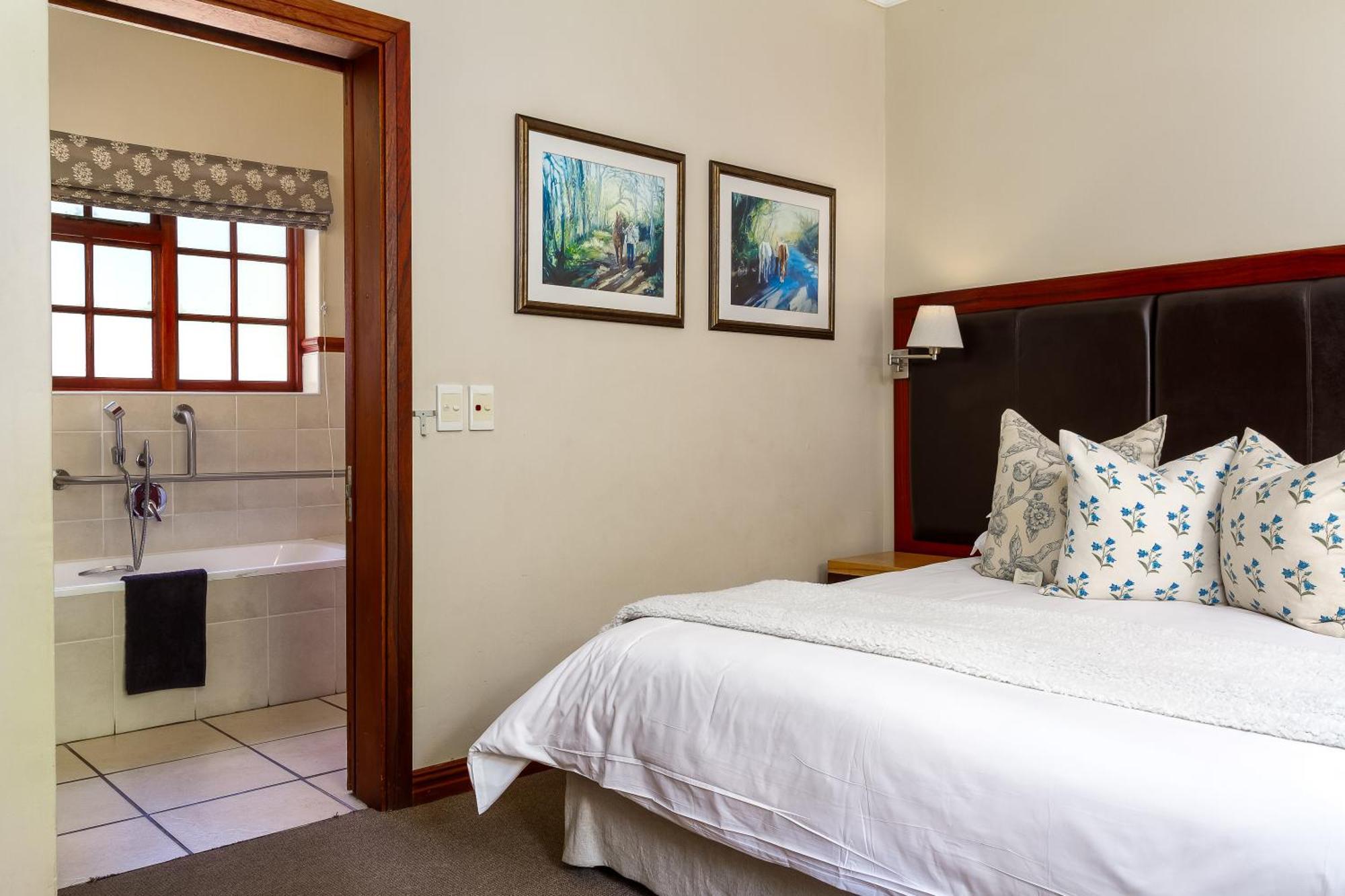 Noordhoek Village Hotel Exterior foto